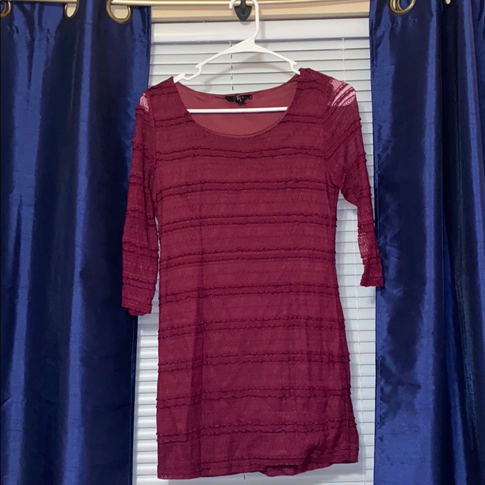 Long sleeve maroon dress